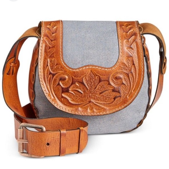 MYSTERY DESIGNER or LUXE BAG More You Bid the More You Get! Value $99-$1600🤩 - Picture 6 of 14